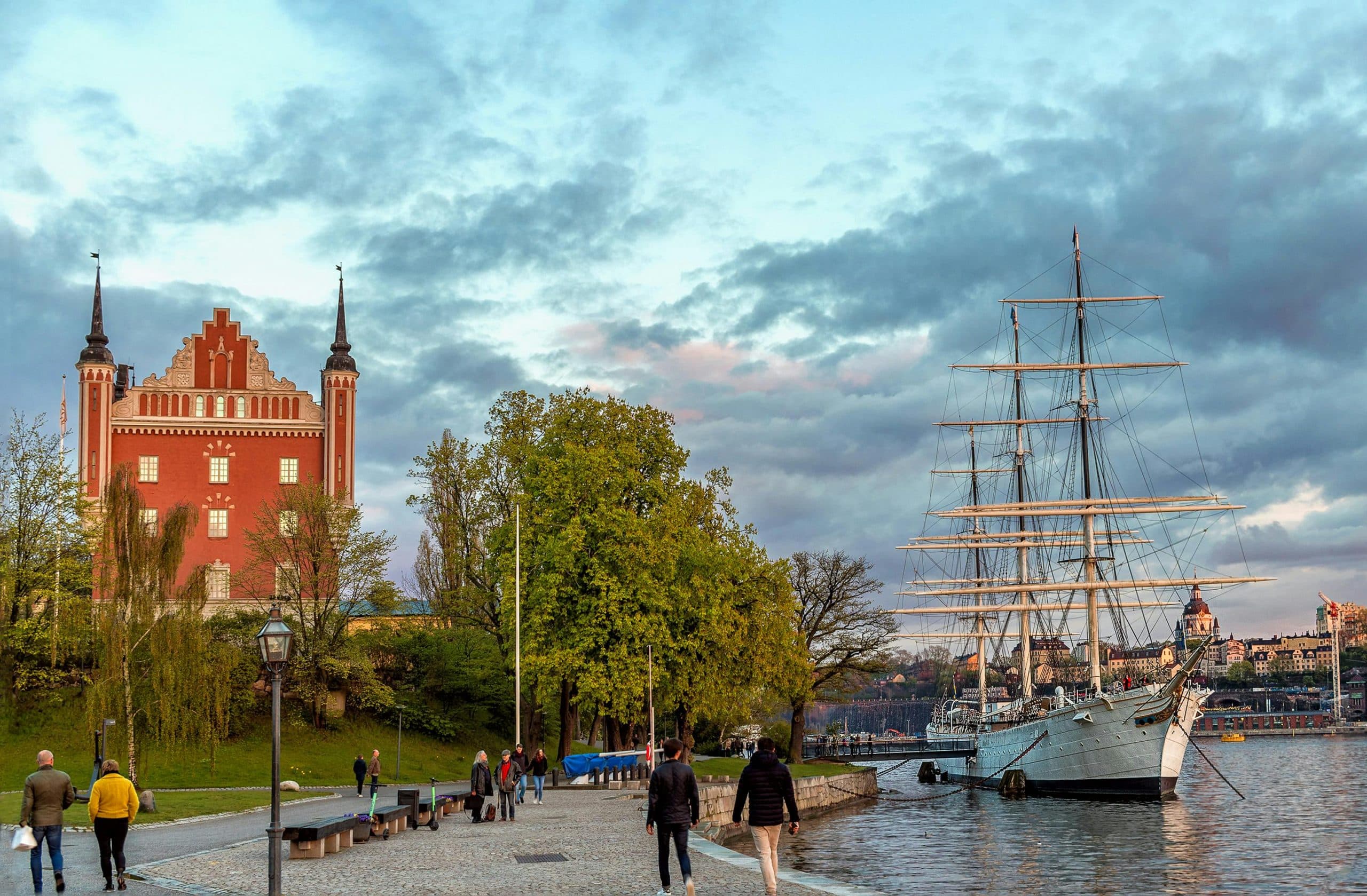 Essential Tips For Shooting In Stockholm