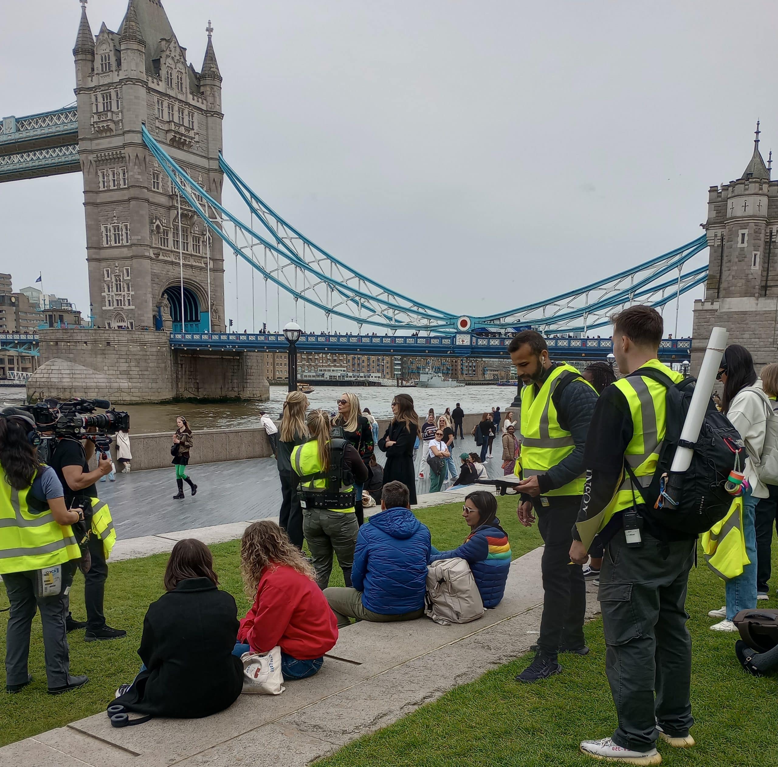 shoot at tower bridge