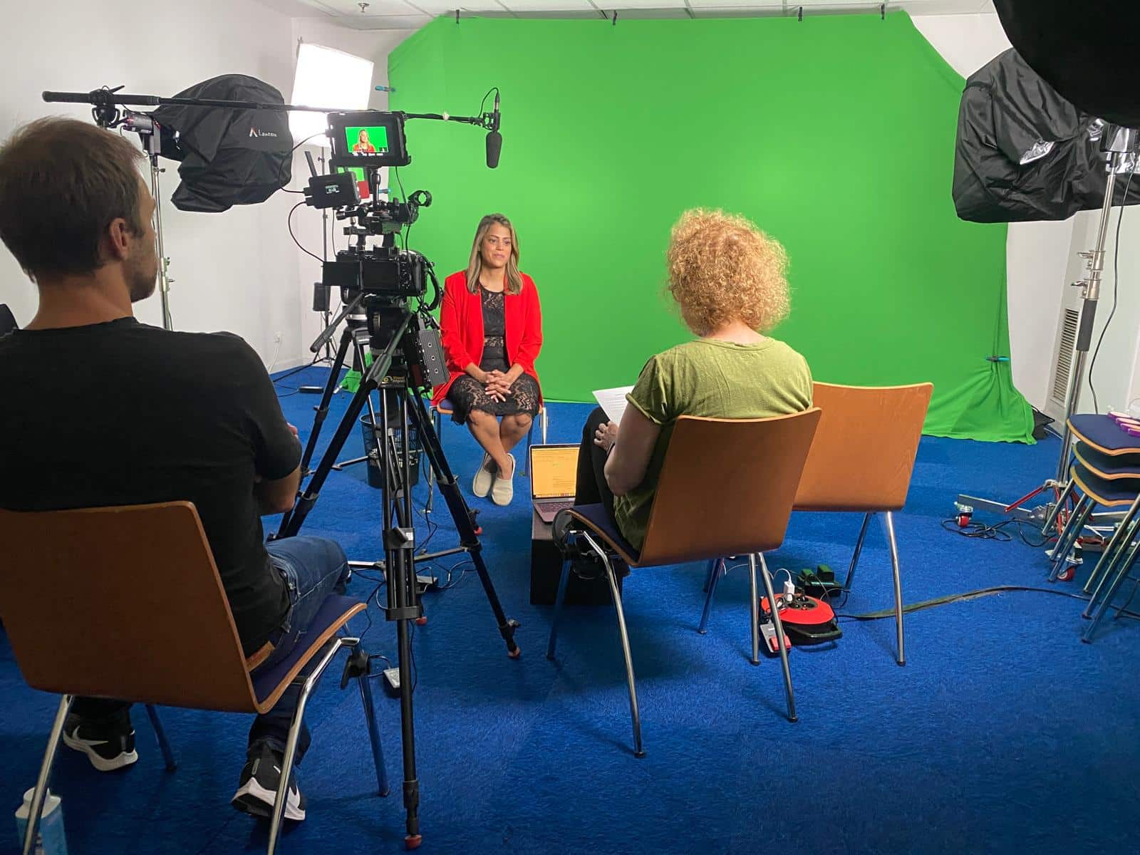 three point lighting in action in paris